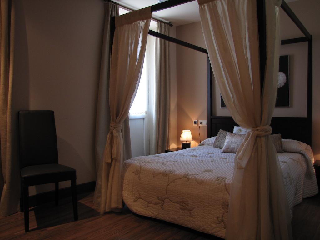 Hostal Beti-Jai Aoiz Szoba fotó