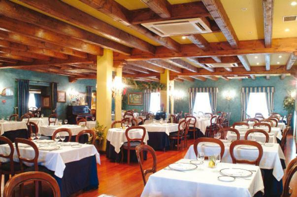 Hostal Beti-Jai Aoiz Kültér fotó